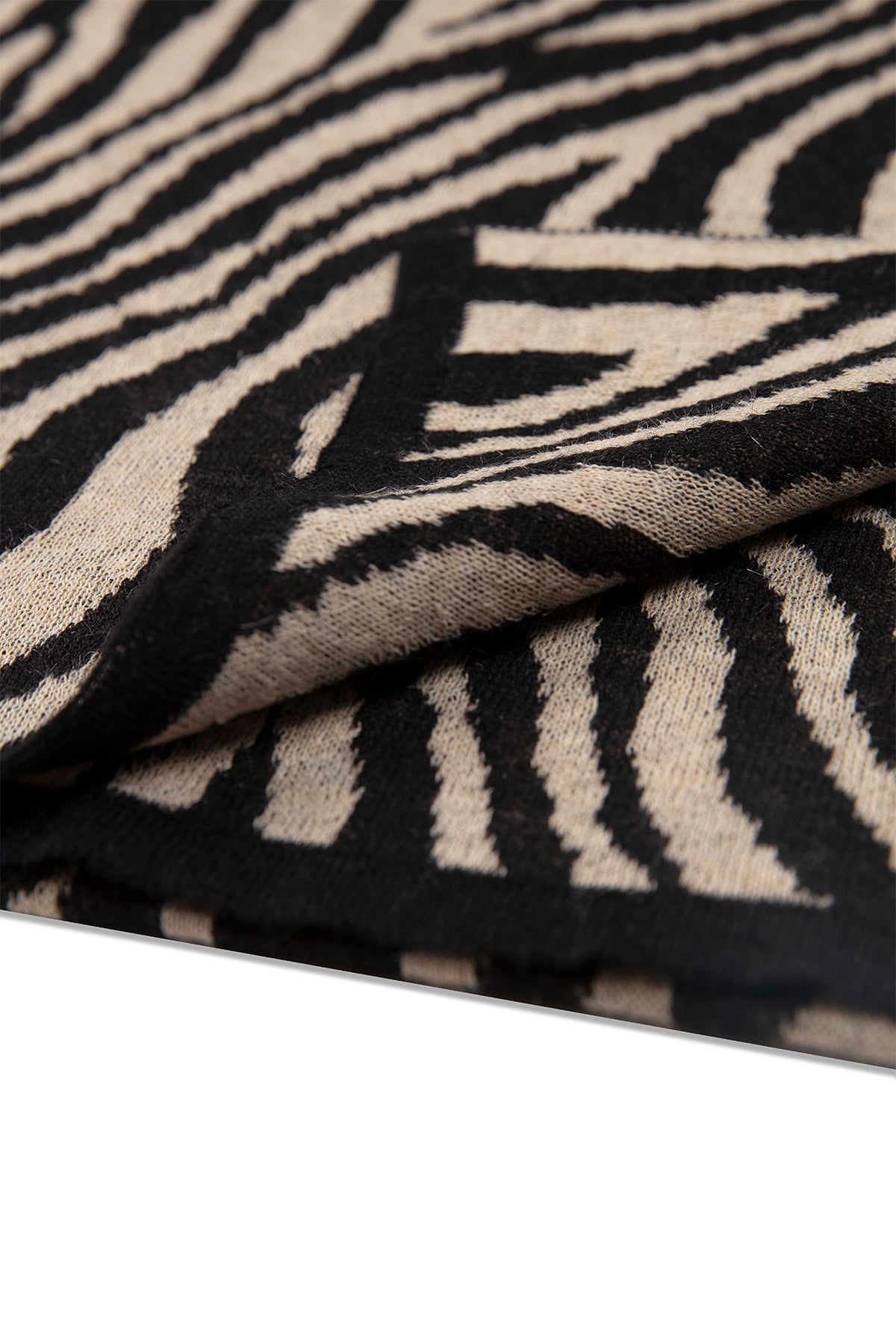 ZEBRA SCARF