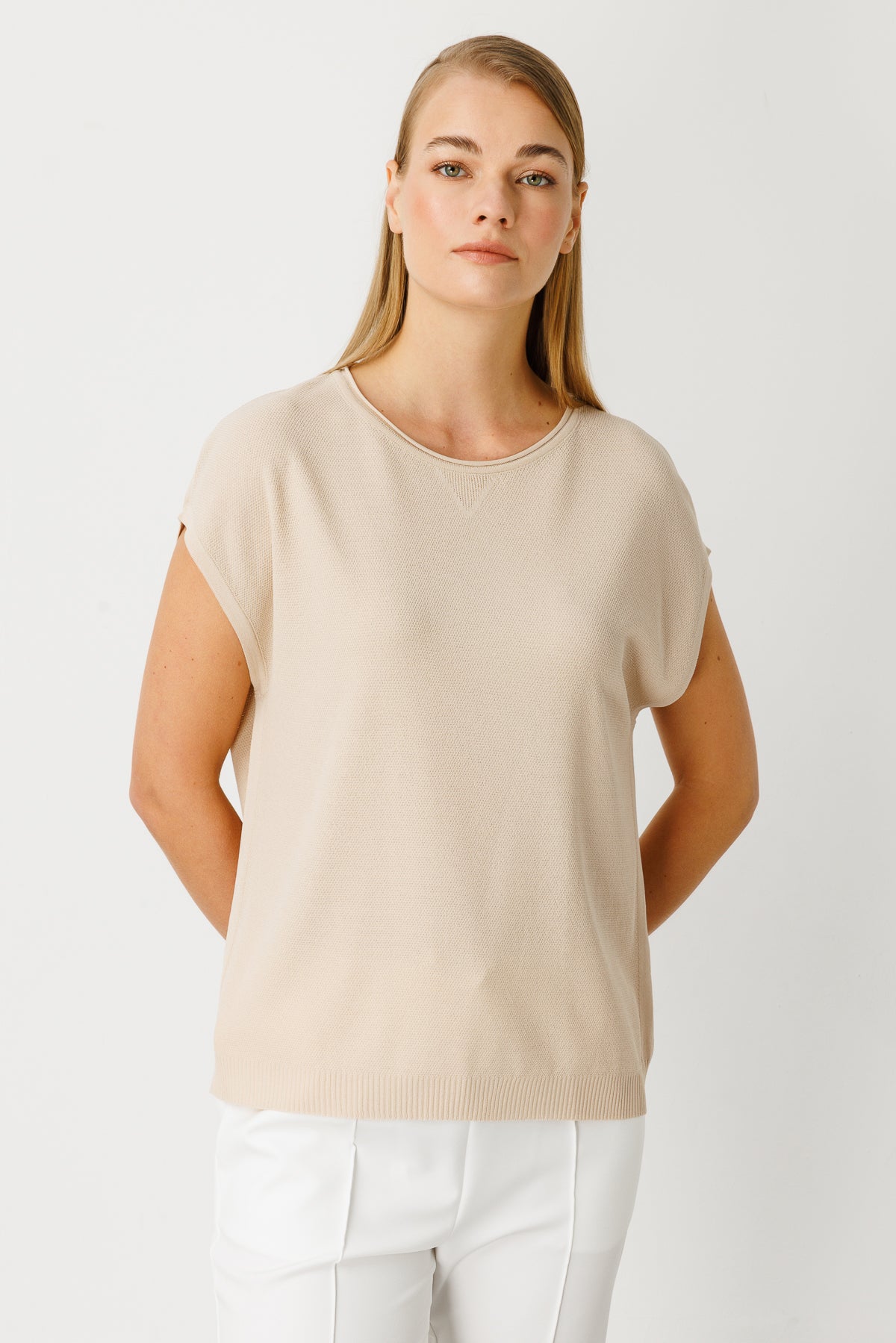 BASIC DIAMOND BLOUSE BEIGE