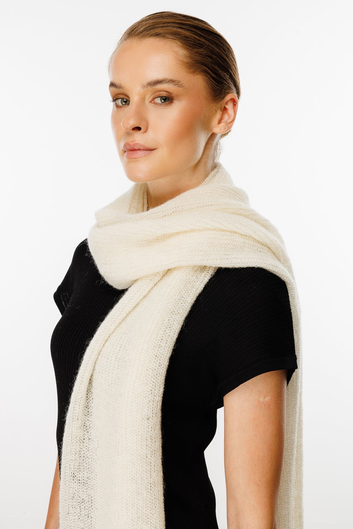 HATTUSA SJAAL ECRU-BASIC KNIT