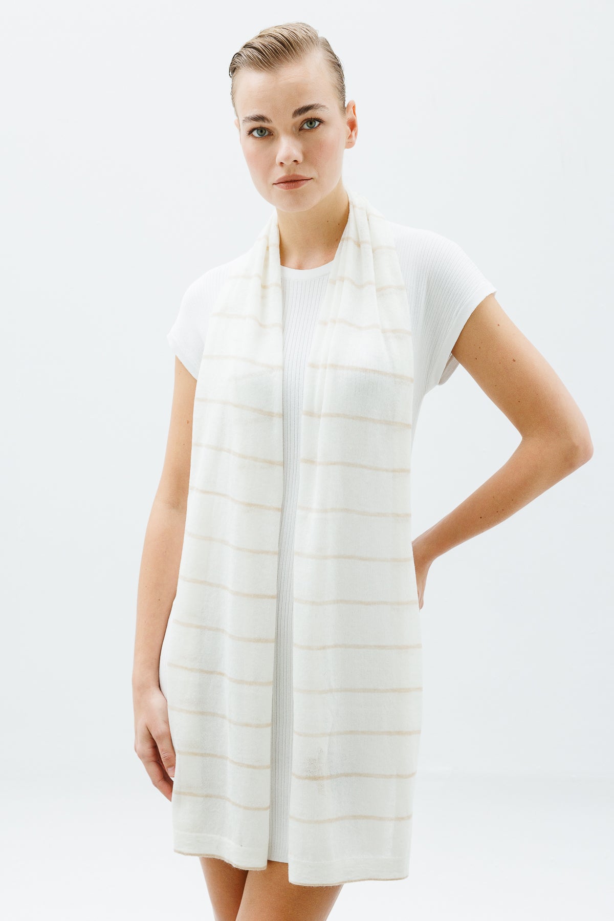 ARTEMIS SHAWL ECRU-BEIGE