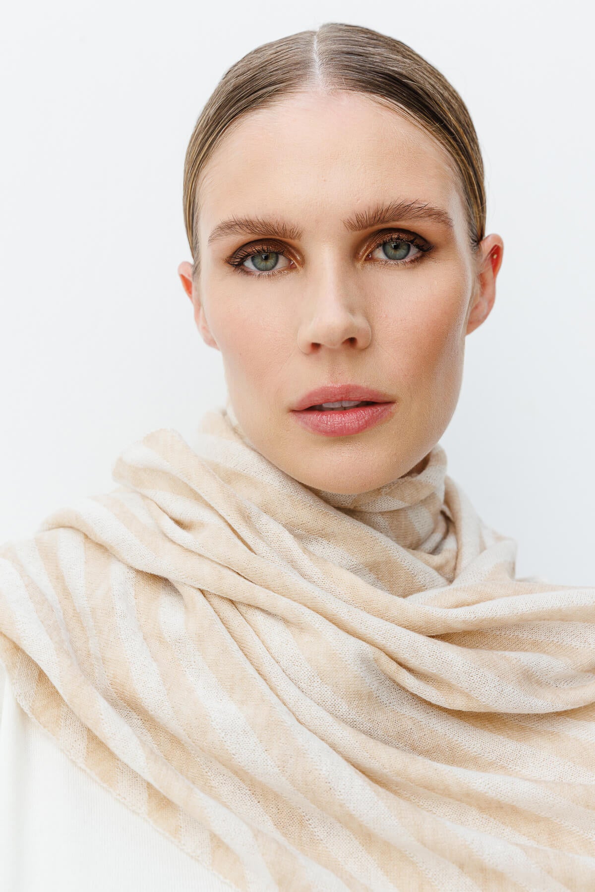 EPHESUS SJAAL WIT ECRU