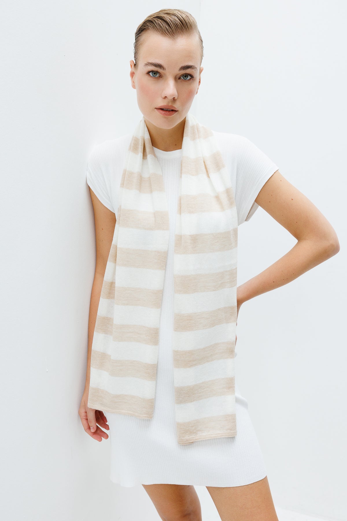 TROIA SJAAL ECRU-BEIGE