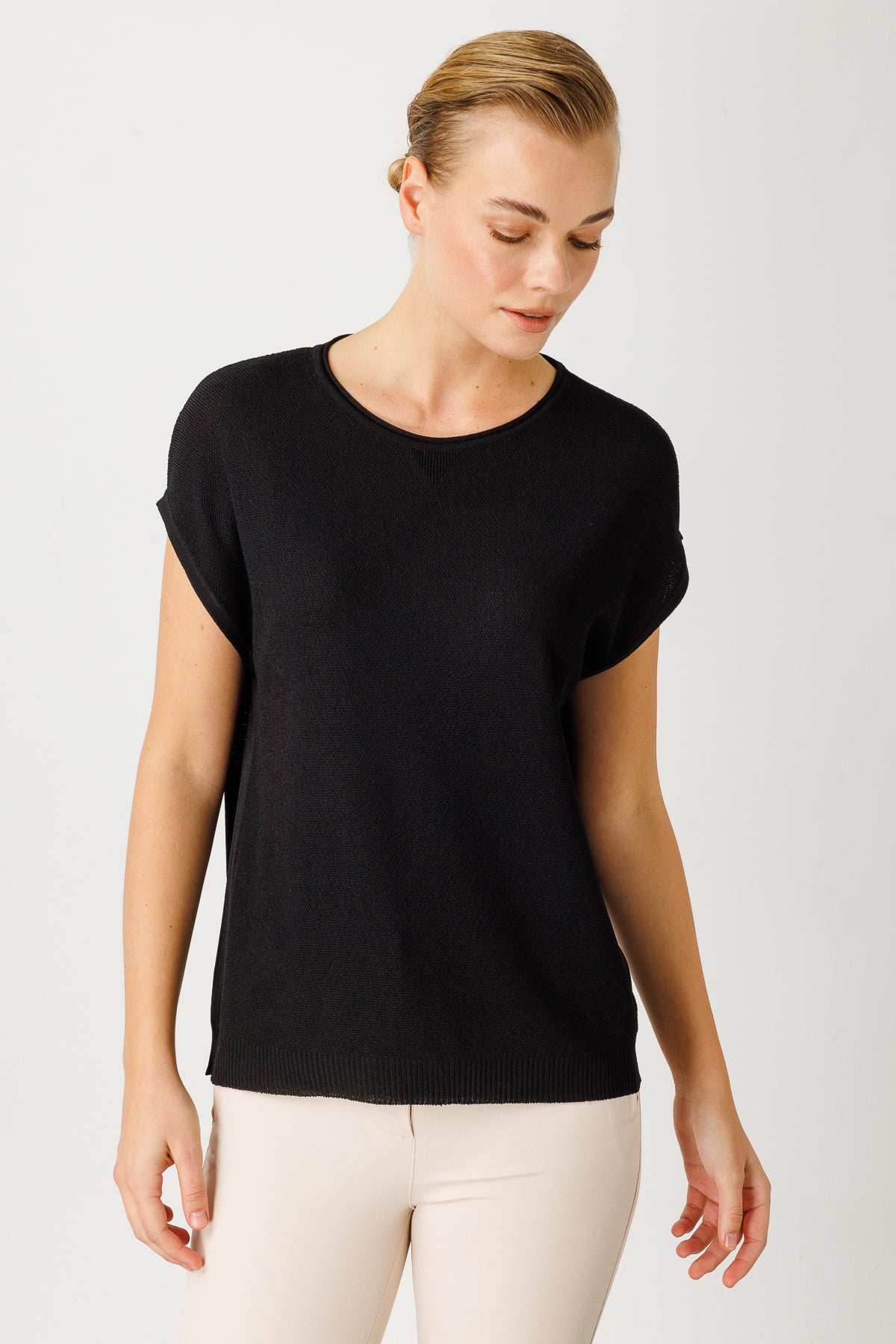 BASIC DIAMOND BLOUSE BLACK