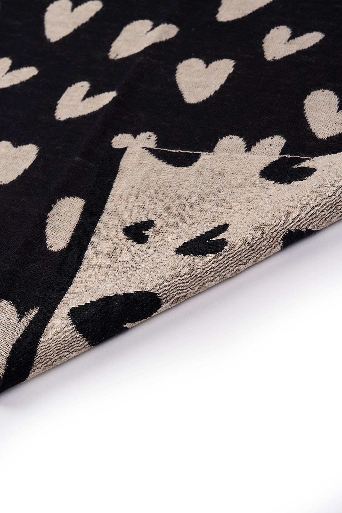 HEARTS SQUARE FOULARD ZWART-BEIGE
