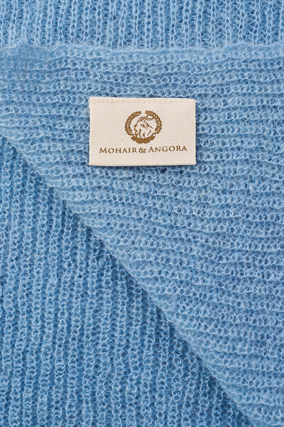 HATTUSA SJAAL BLAUW-BASIC GEBREID