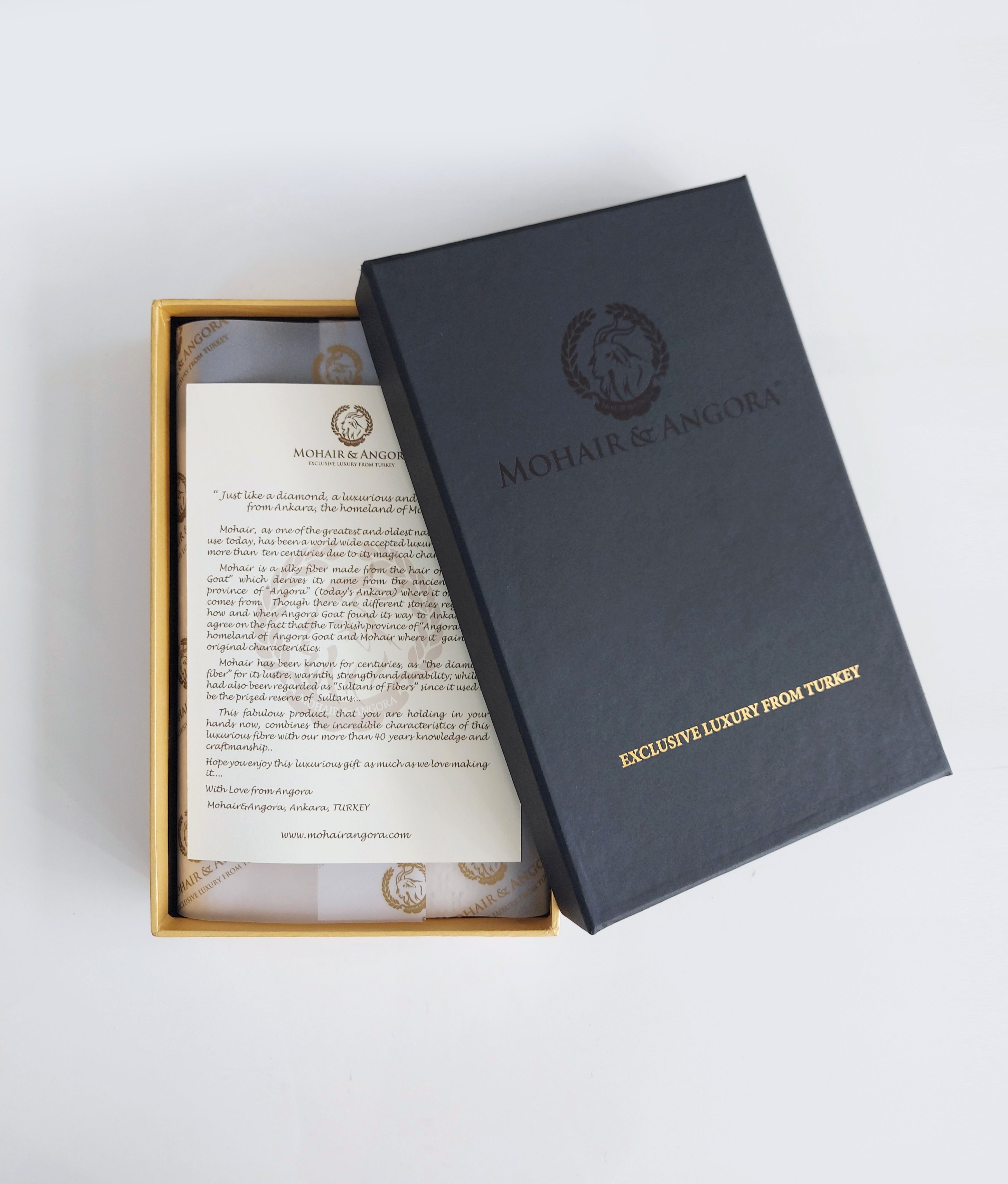 CYBELE SHAWL ECRU-BEIGE-BLACK