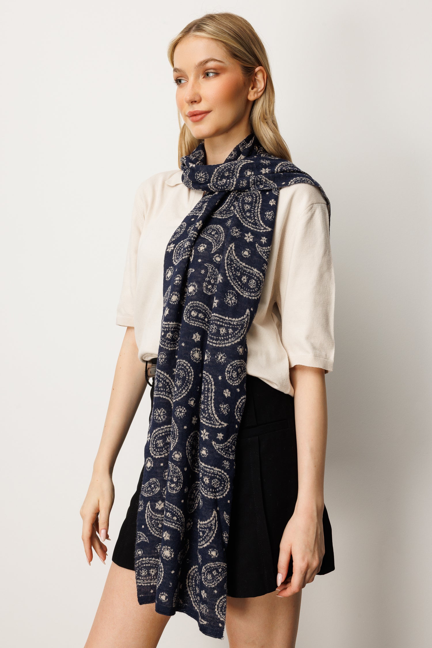 PATARA SCHOULERDOEK DONKERBLAUW-BEIGE