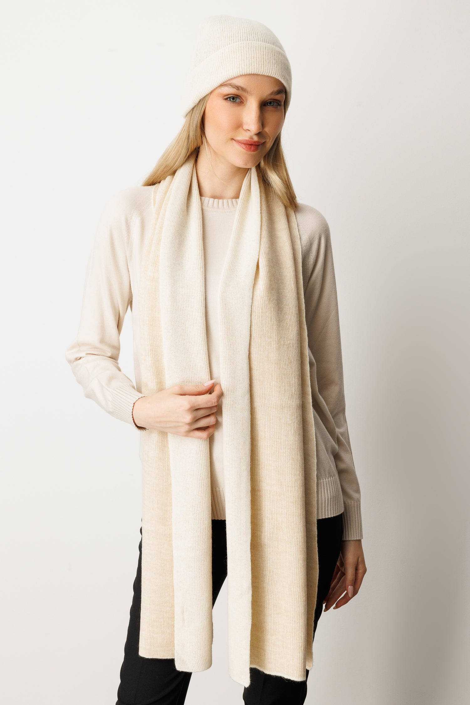 ARTEMIS WOOLEN HOED &amp; SJAAL SET, KLEUR ECRU-BEIGE
