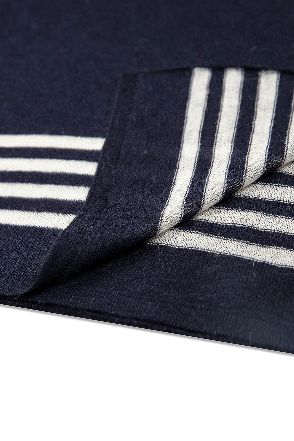 MANNEN MARINEBLAUW SJAAL MARINEBLAUW-ECRU