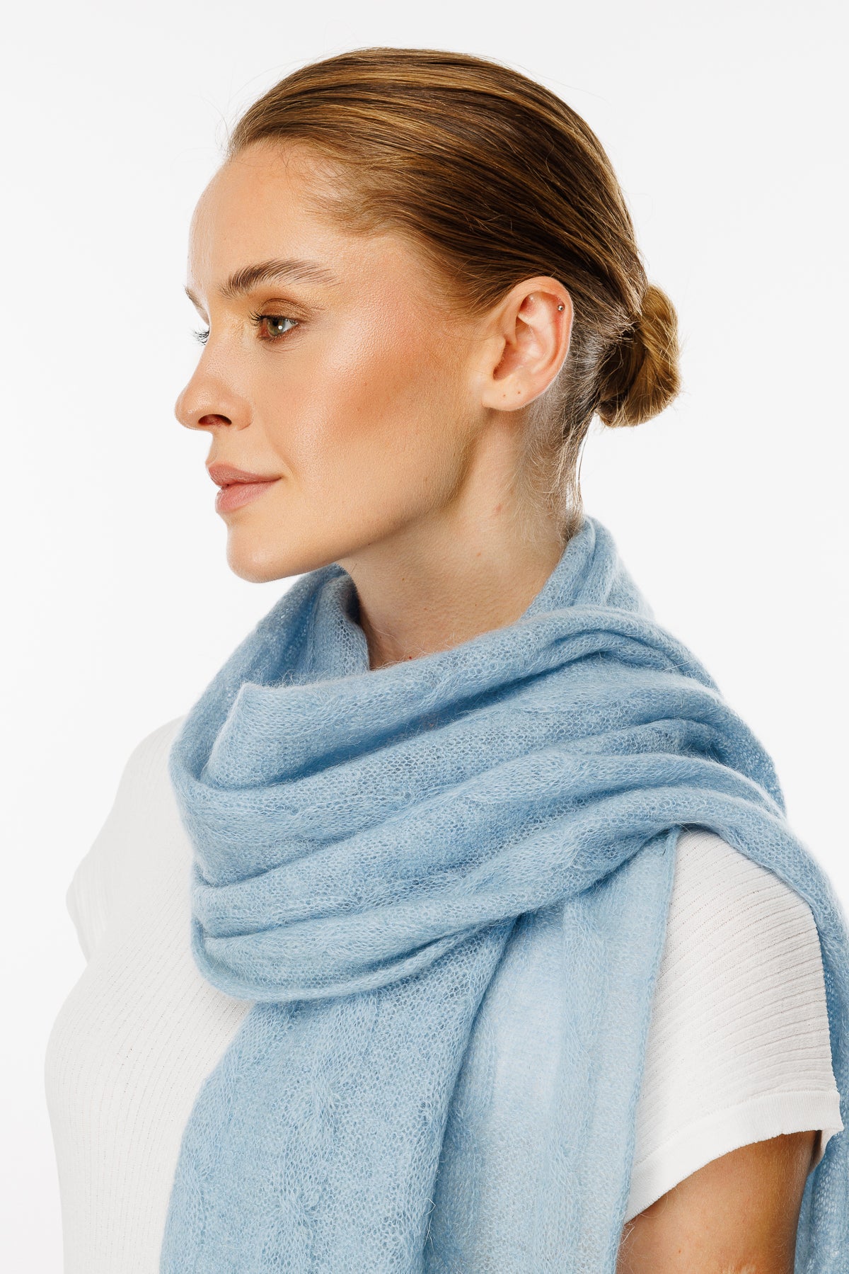 ARINNA SJAAL BLAUW-KABELBREID