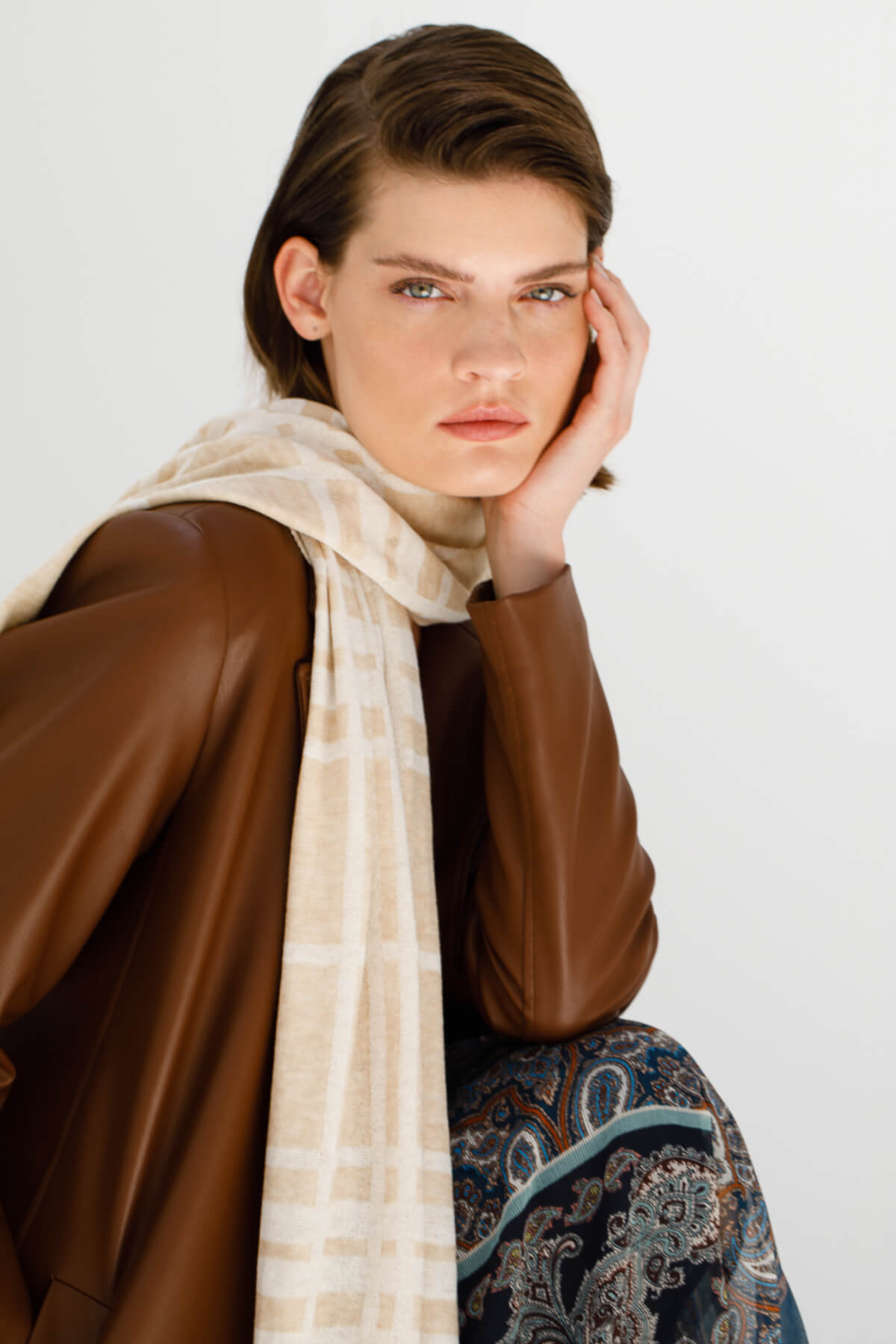 GALATIA SJAAL ECRU-TAUPE