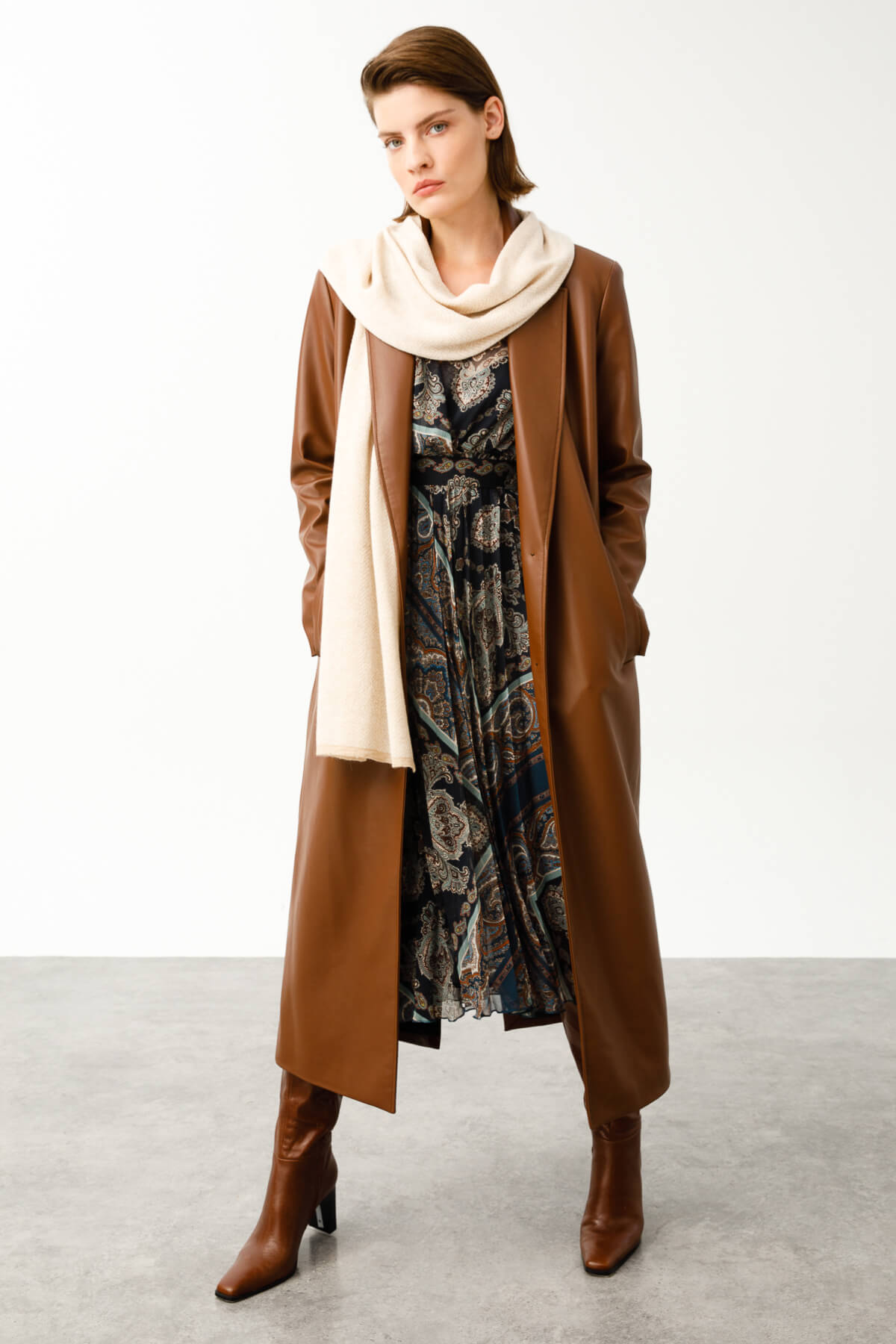 Lydia Sjaal Ecru Beige