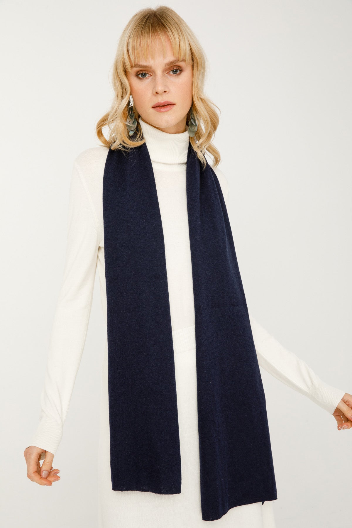 ANGORA SJAAL MARINEBLAUW