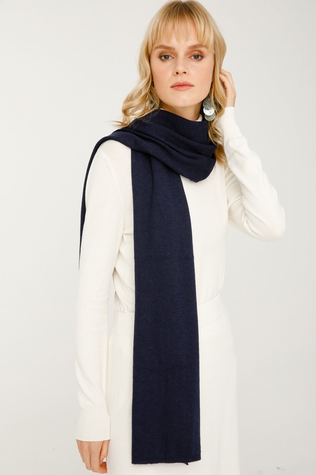 ANGORA SJAAL MARINEBLAUW