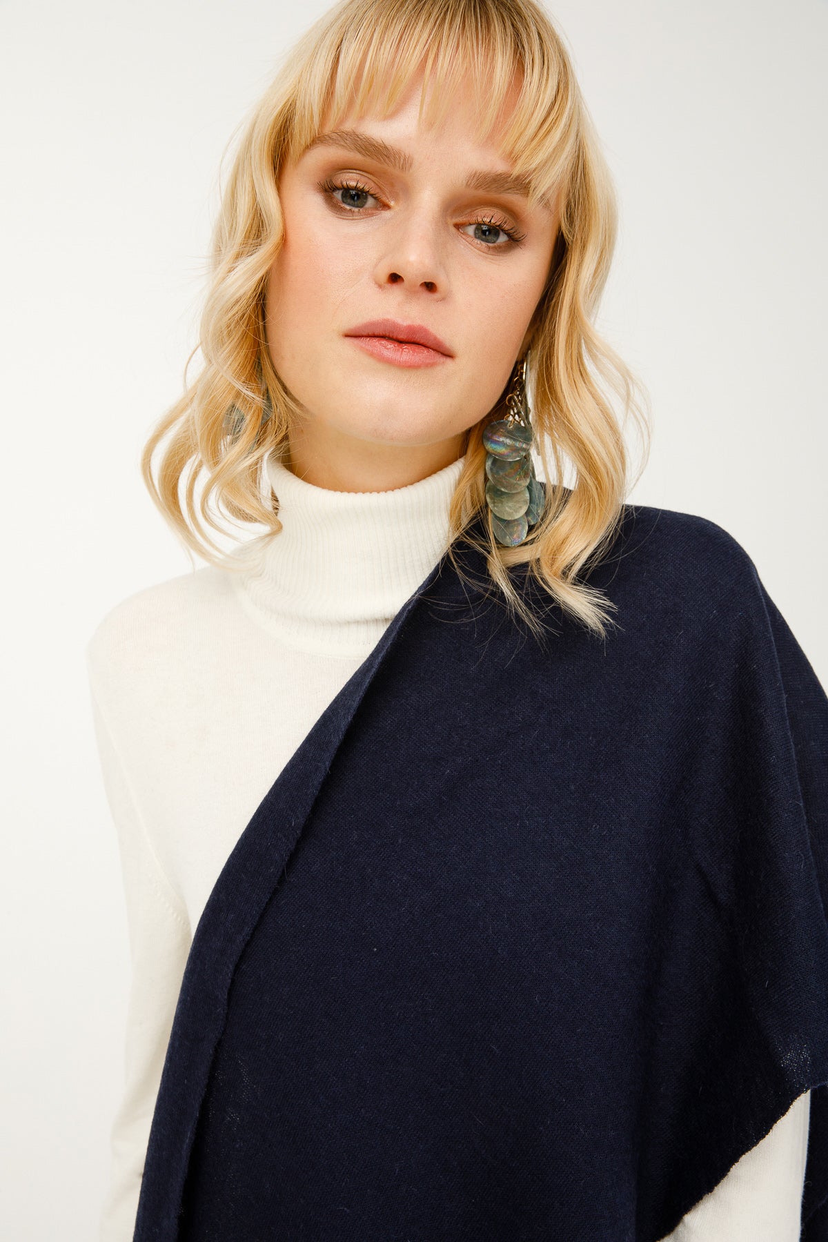 ANGORA SJAAL MARINEBLAUW