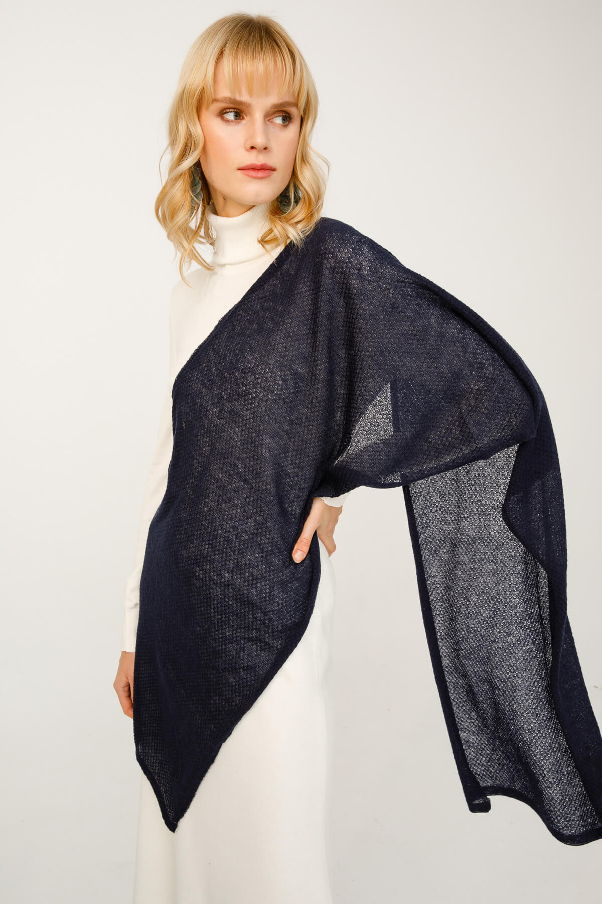 MIDAS SJAAL MARINEBLAUW